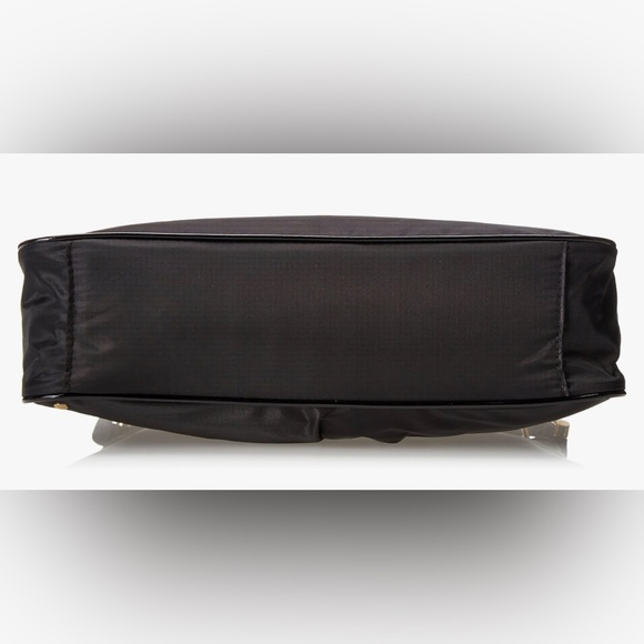 LeSportsac Crossbody Bag - Picture 9 of 11